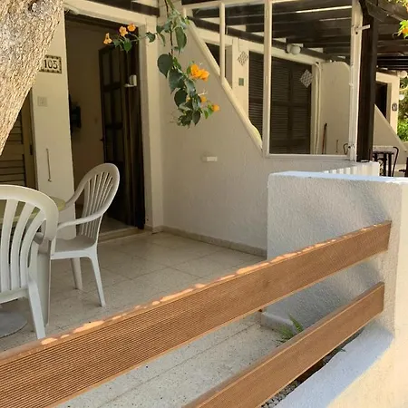 Apartment Ibiscus Gardens *